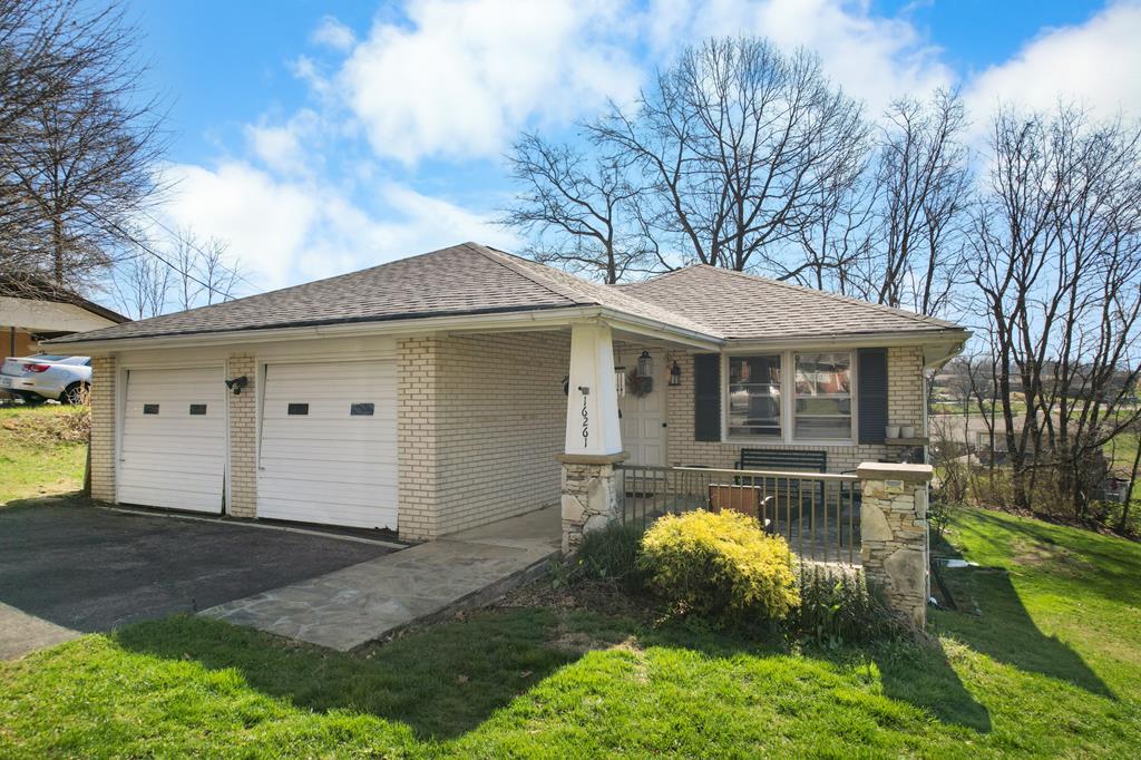 16261 Mary Street Property Photo 1