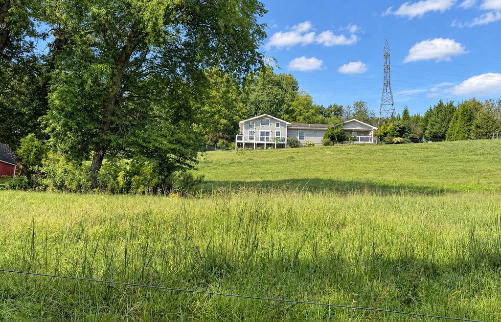 11260 Logan Creek Road Property Photo 1