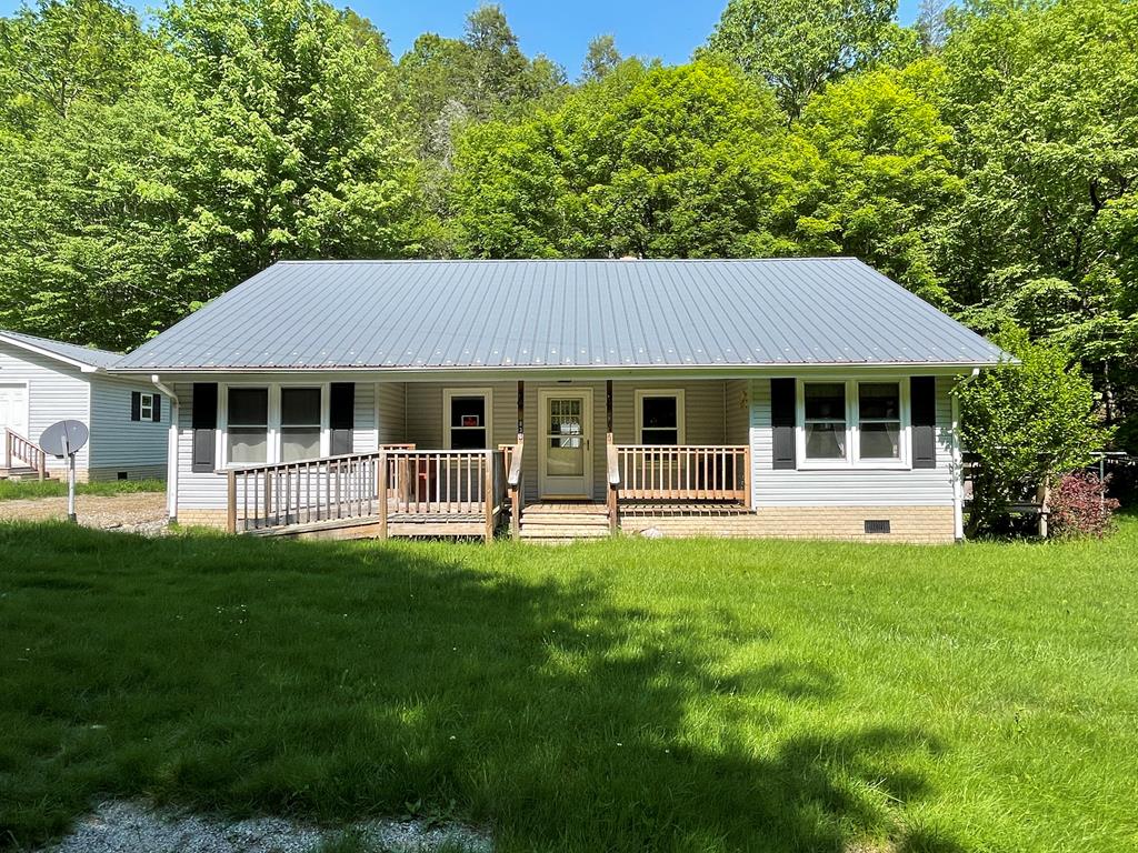 836 Helton Creek Ln Property Photo 1