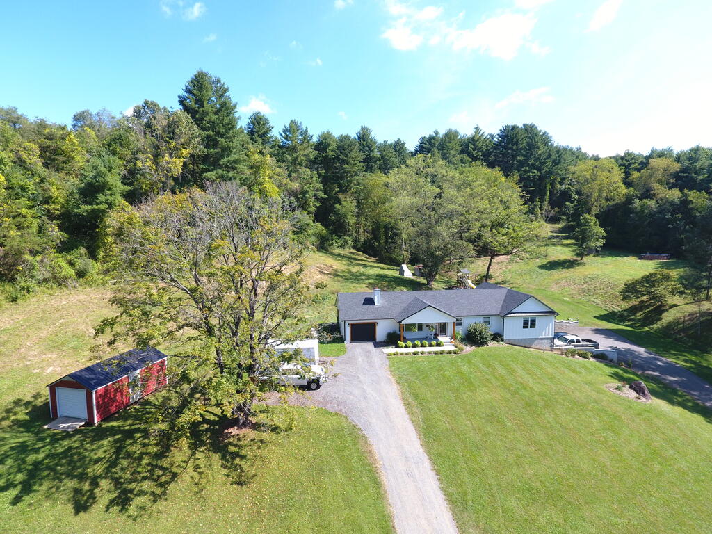 125 Powhatan Pl Property Photo 1