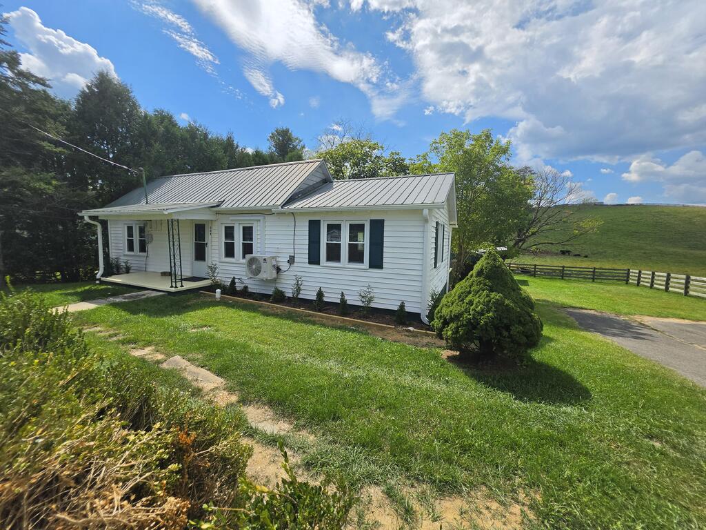 308 Kenbrook Dr Property Photo 1
