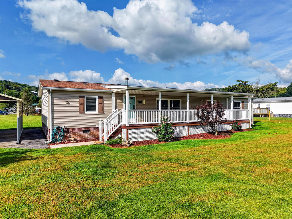 3687 Ivanhoe Rd Property Photo 4