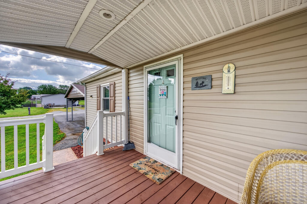 3687 Ivanhoe Rd Property Photo 12