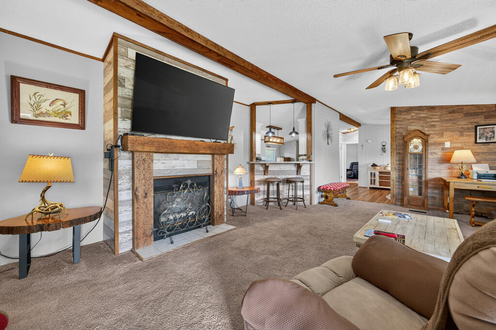 3687 Ivanhoe Rd Property Photo 13