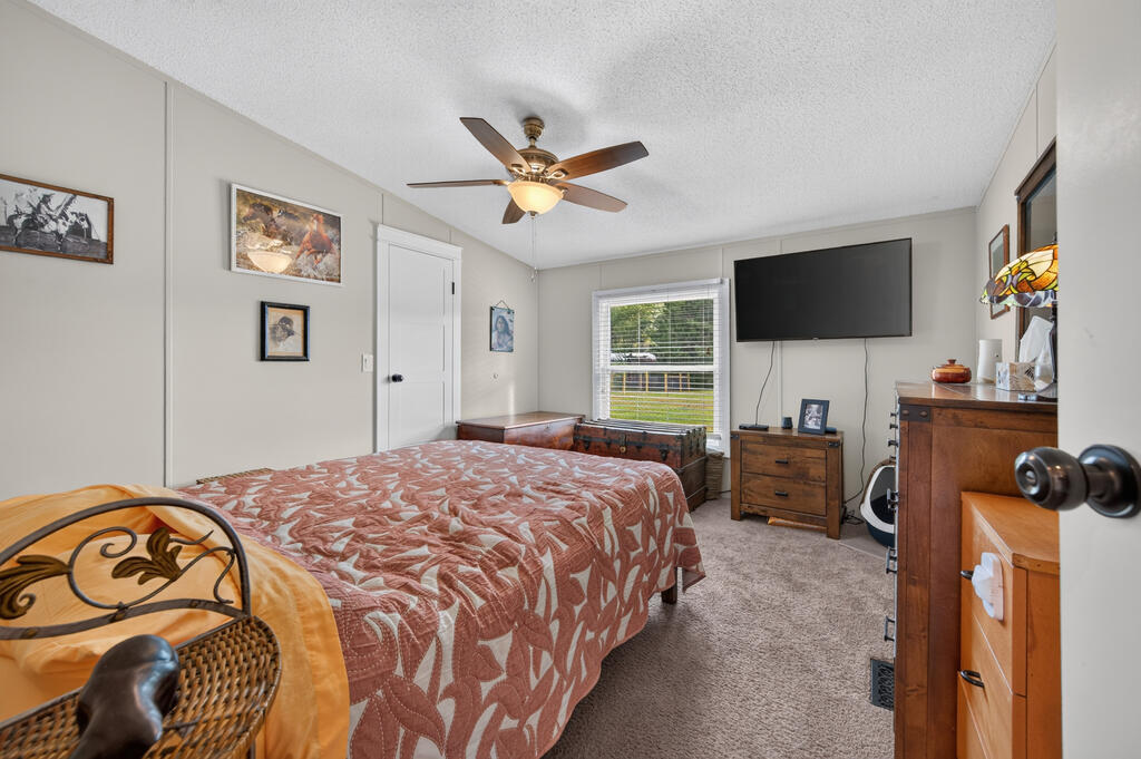 3687 Ivanhoe Rd Property Photo 44