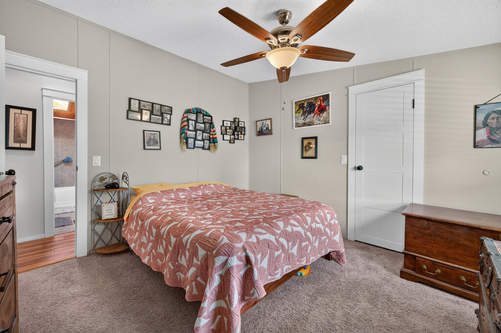 3687 Ivanhoe Rd Property Photo 45