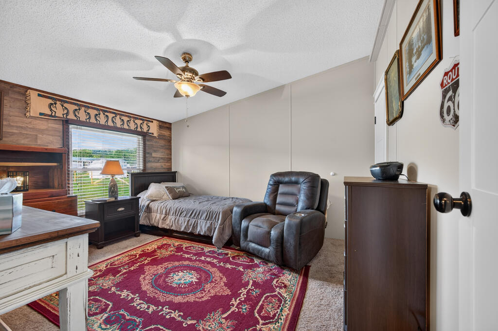3687 Ivanhoe Rd Property Photo 47