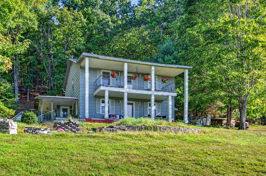 403 Wright Mountain Dr. Property Photo 1