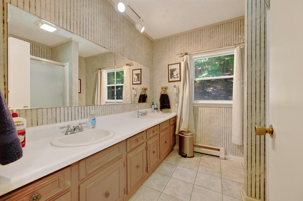403 Wright Mountain Dr. Property Photo 32
