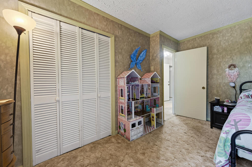 403 Wright Mountain Dr. Property Photo 43