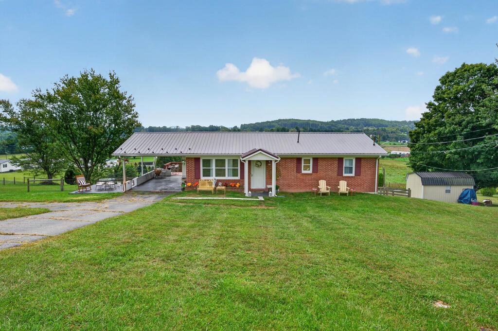 578 Sheffey School Road Property Photo 1