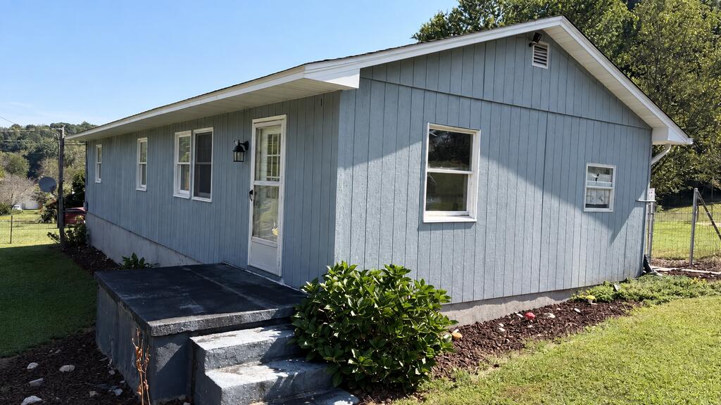 634 Currin Valley Road Property Photo 1