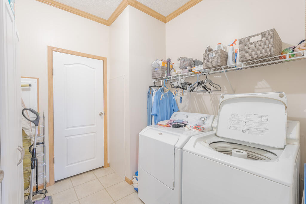 768 Ivanhoe Rd Property Photo 23
