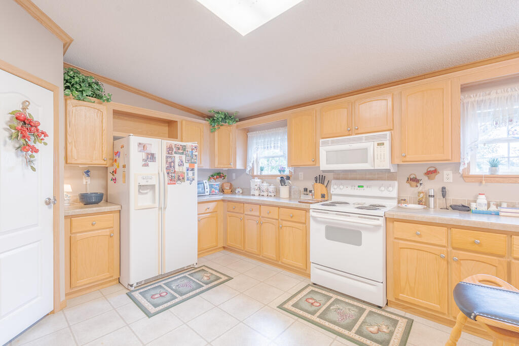 768 Ivanhoe Rd Property Photo 24