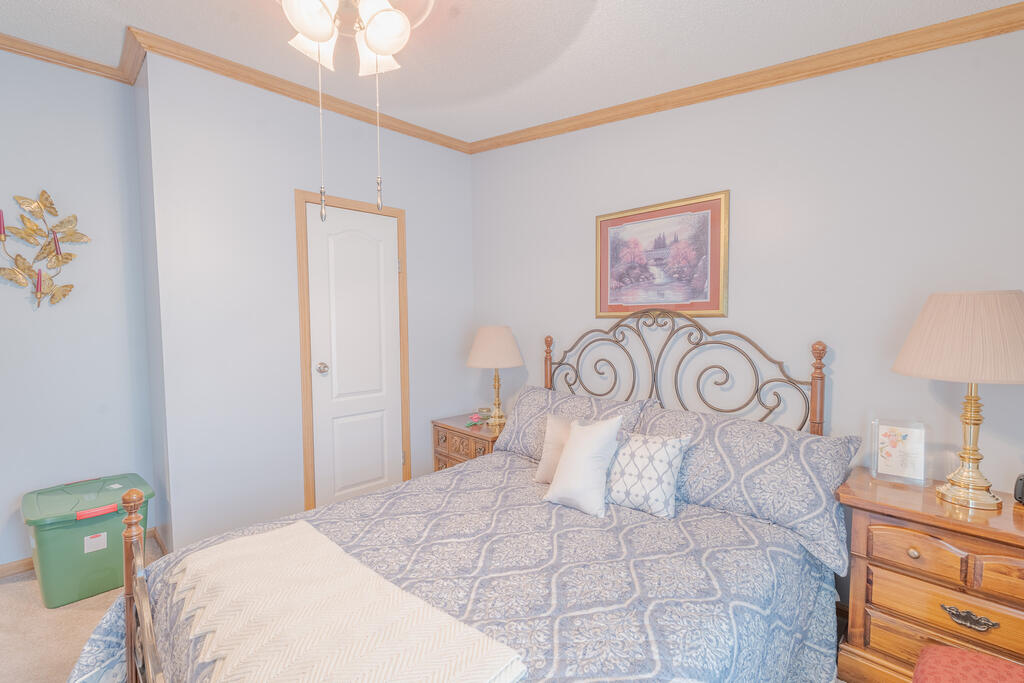 768 Ivanhoe Rd Property Photo 31