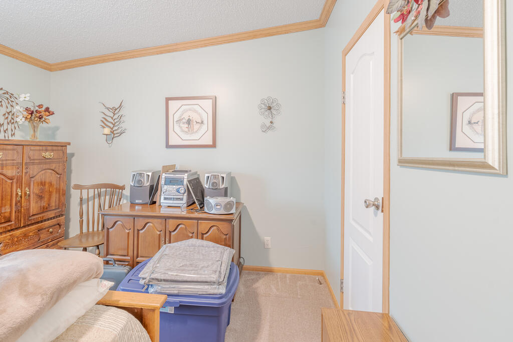 768 Ivanhoe Rd Property Photo 33