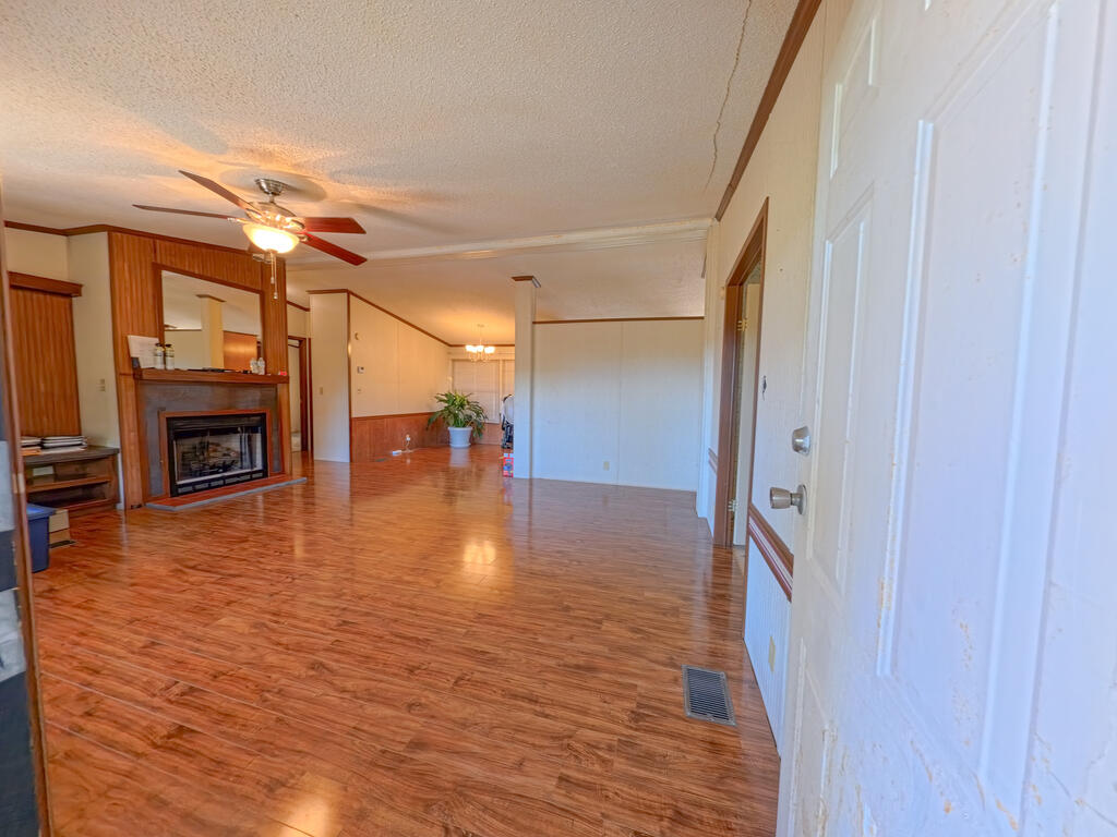 12199 Mcculloch Dr. Property Photo 4