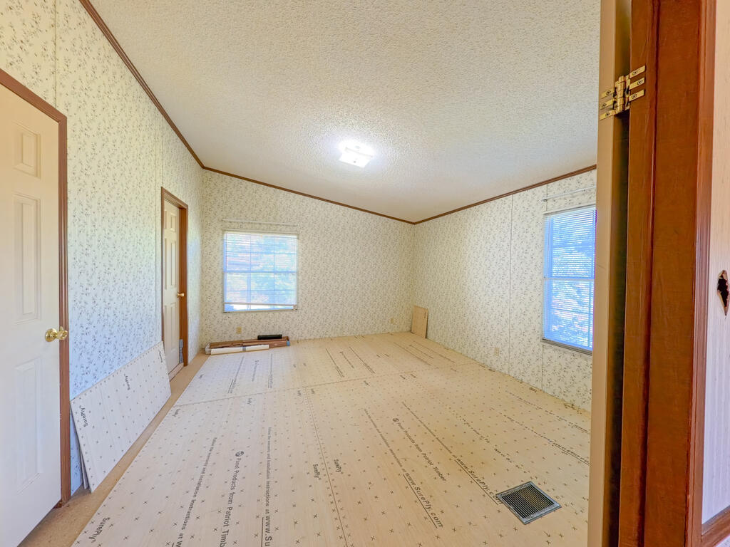 12199 Mcculloch Dr. Property Photo 10