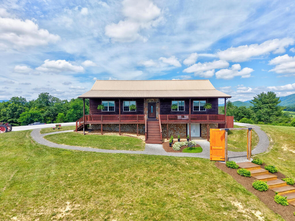 639 Wagon Wheel Rd. Property Photo 1