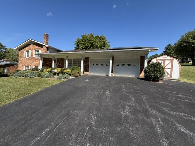 106 Sherwood Dr Property Photo 1