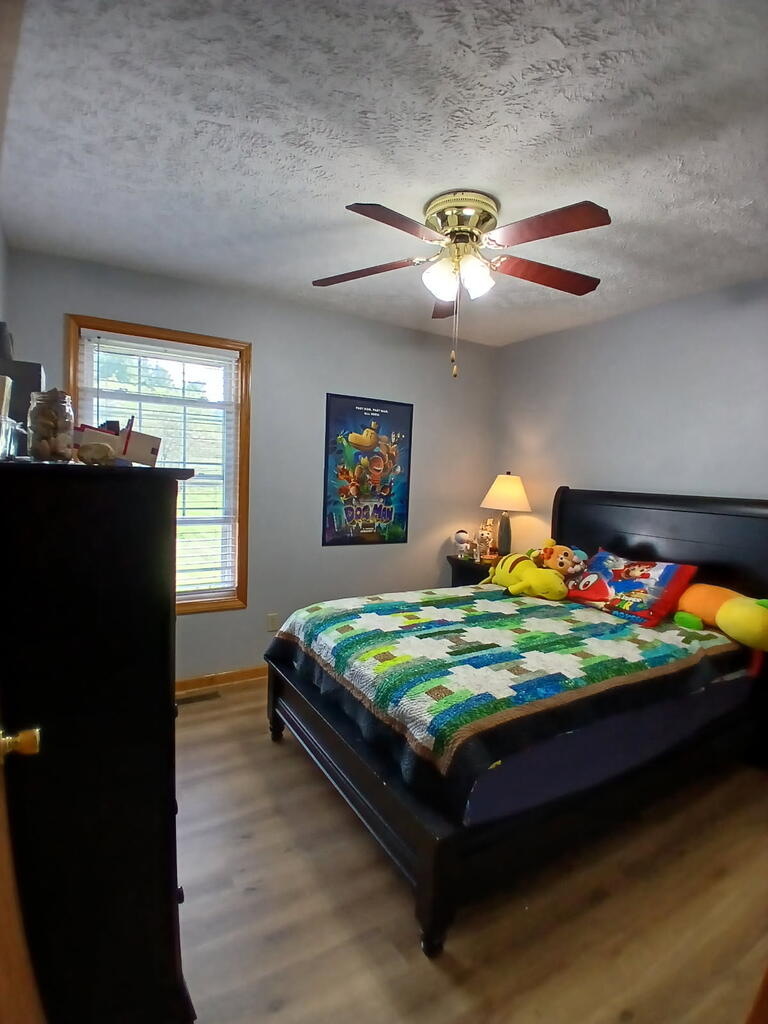 110 Williams St Property Photo 24