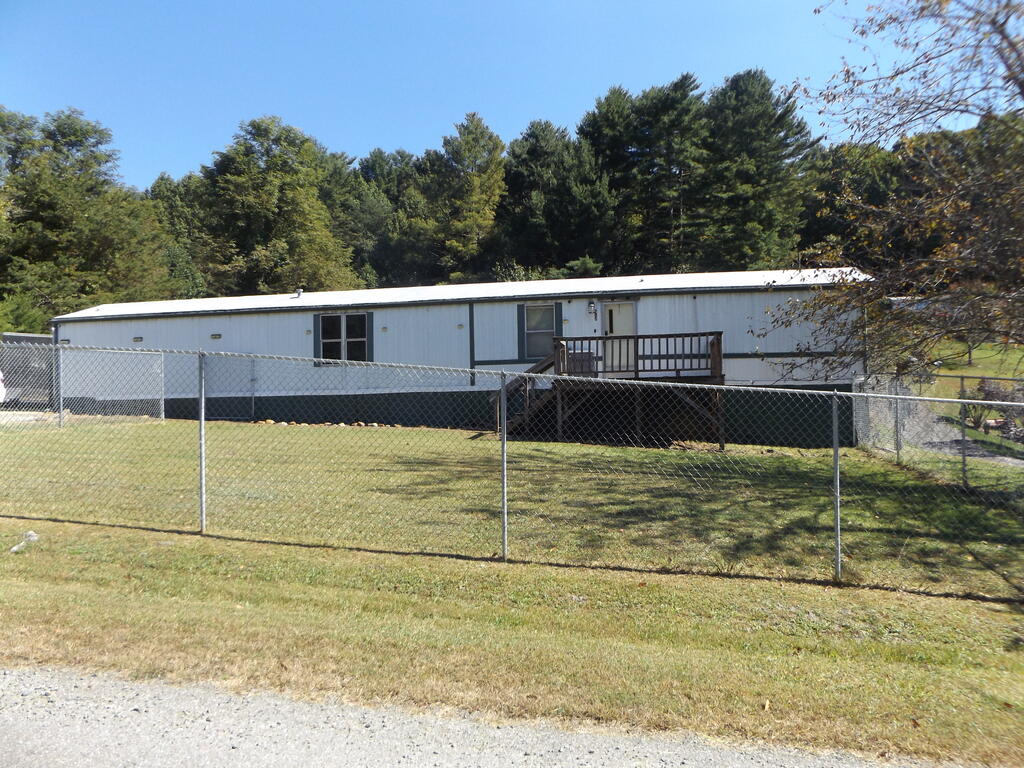 285 Weddle St. Property Photo 1