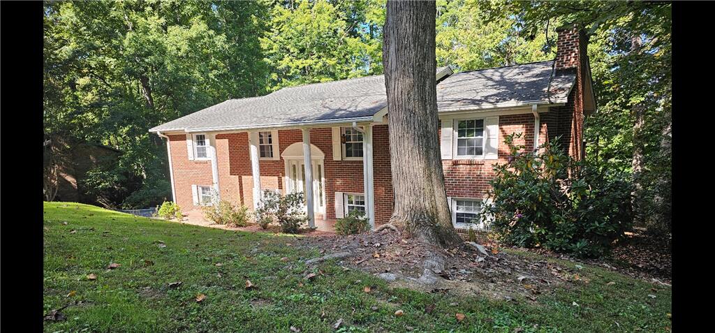 15327 Monticello Drive Property Photo 2