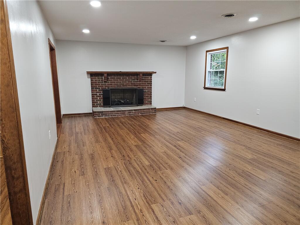 15327 Monticello Drive Property Photo 3