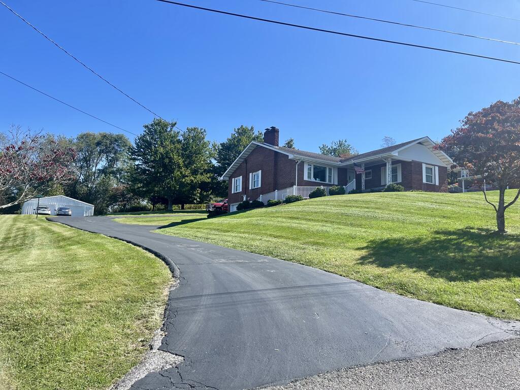 237 Woodland Drive Property Photo 1
