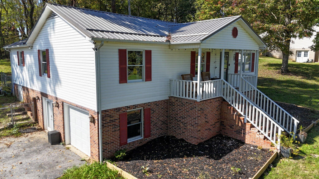 298 Fox Fire Road Property Photo 1