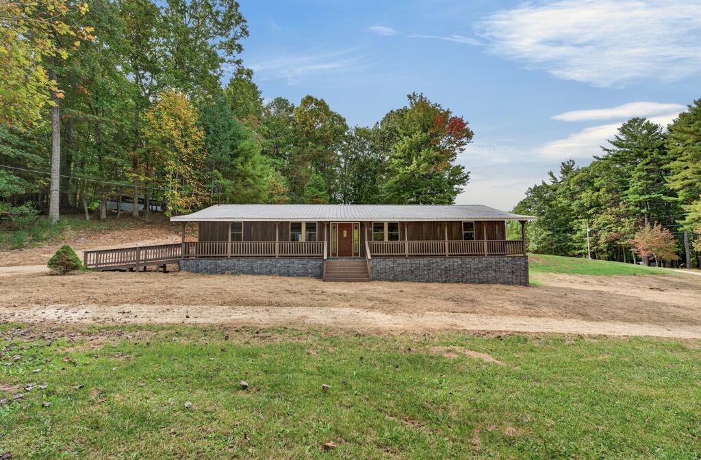 148 Deer Hollow Rd Property Photo 1