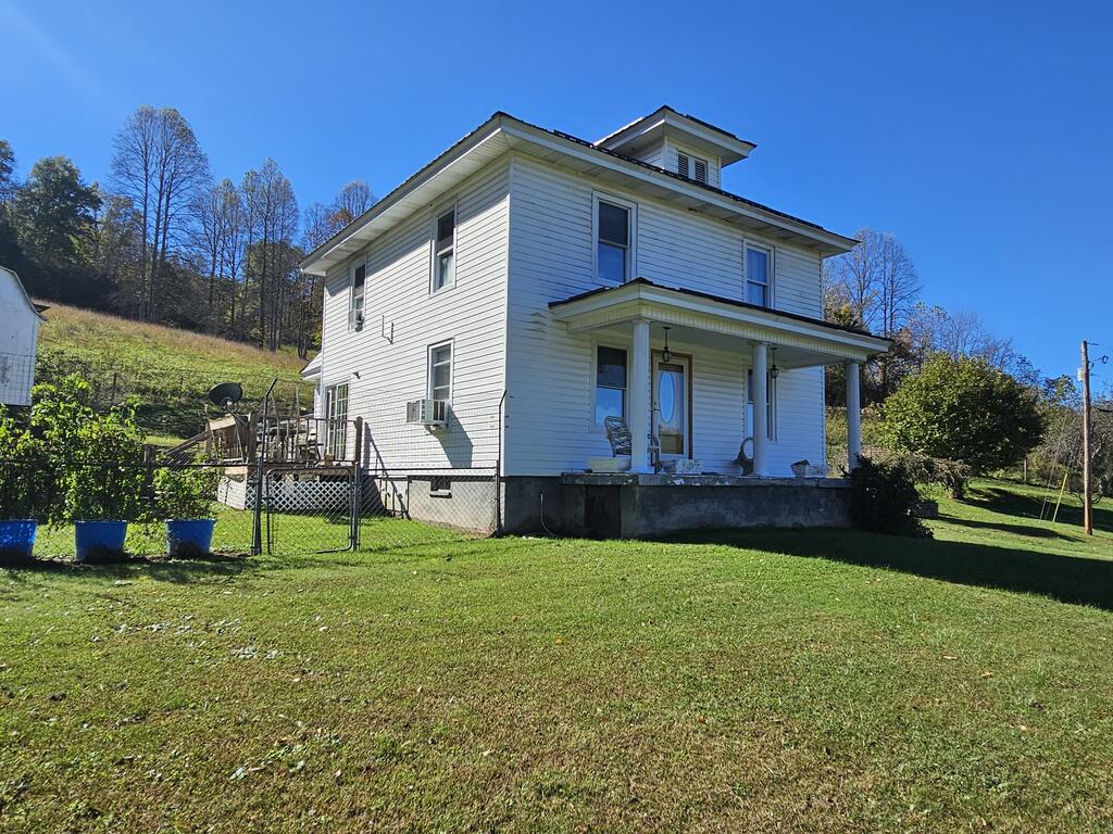 204 Pennington Road Property Photo 1