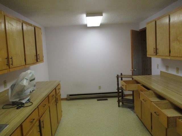 139 E Main Property Photo 12