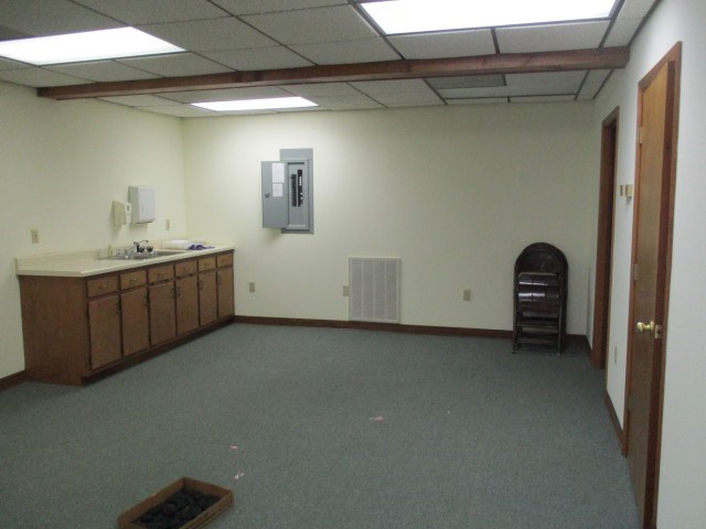 139 E Main Property Photo 20