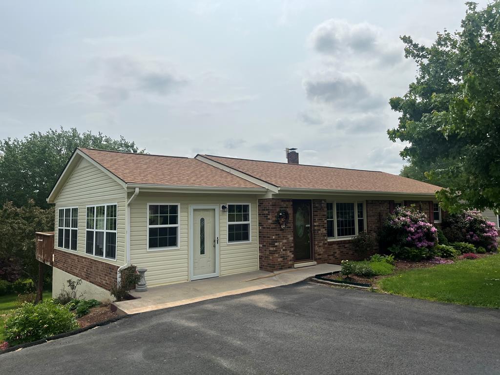 291 Courtland Cir Property Photo