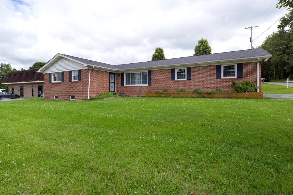 21 Gilmer Avenue Property Photo