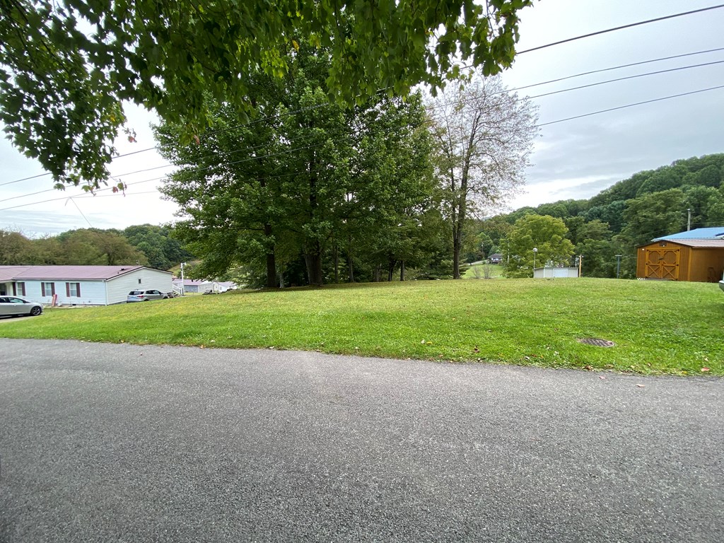 Tbd Summitt Dr. Property Photo 4