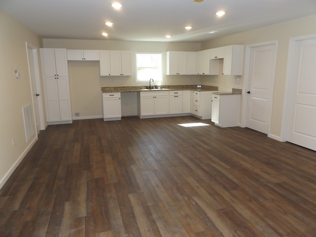 1177 Deer Ridge Rd. Property Photo 4