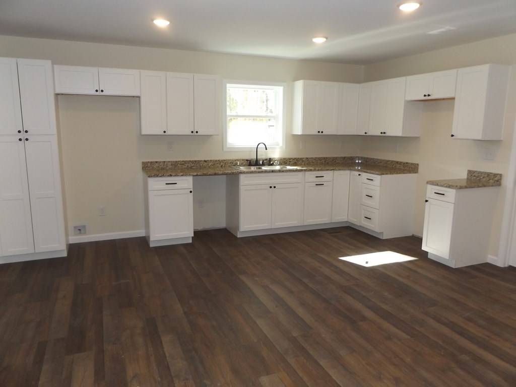 1177 Deer Ridge Rd. Property Photo 5