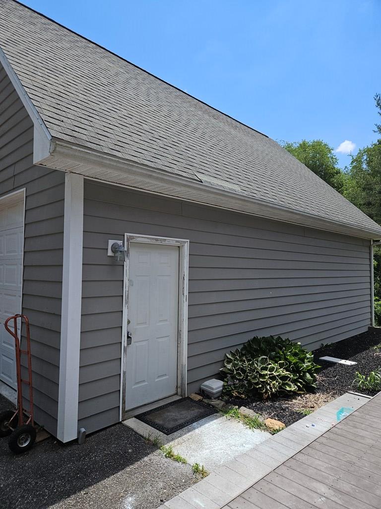4631 Meadow Creek Rd Property Photo 11
