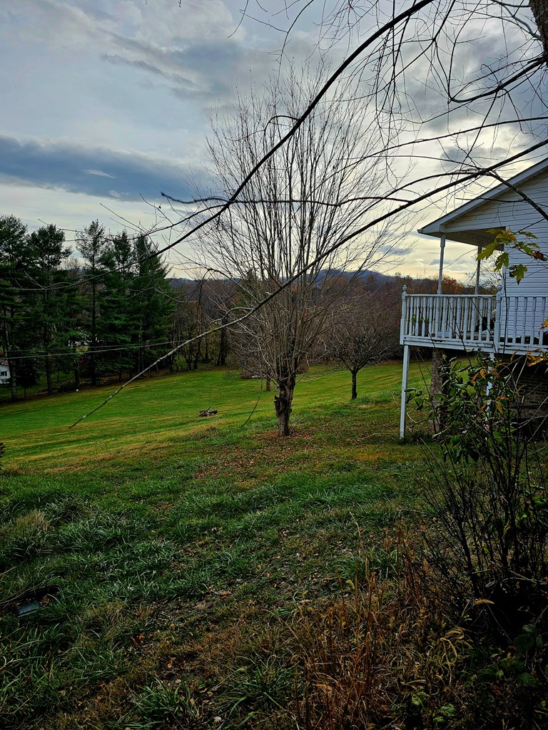107 Deer Track Lane Property Photo 8