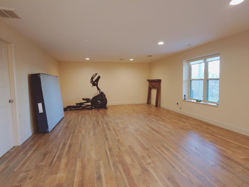 523 Falls Rd Property Photo 34