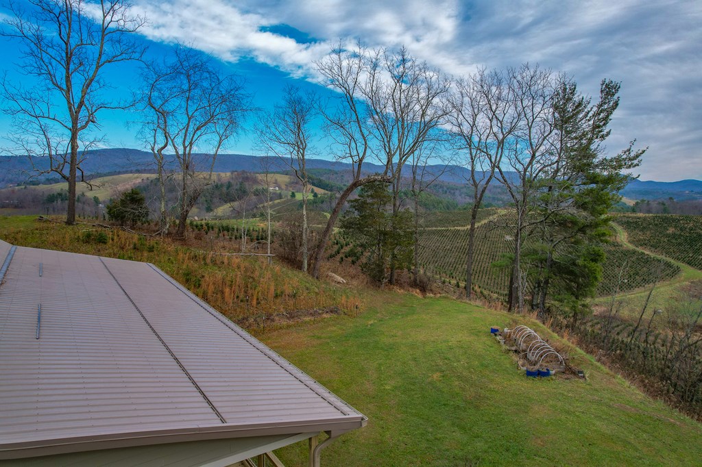 523 Falls Rd Property Photo 54