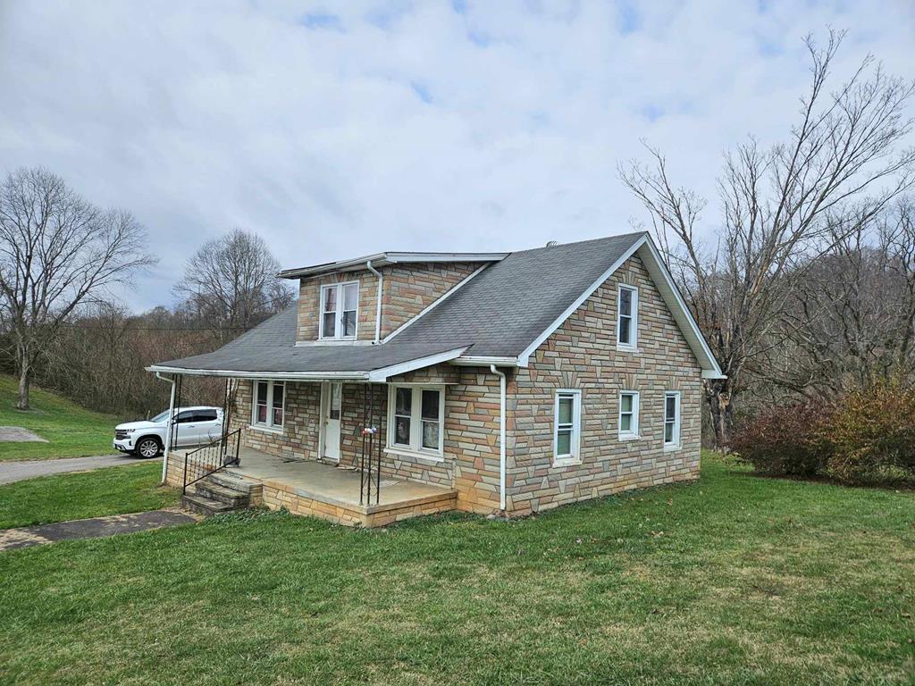 171 Crestwood Drive Property Photo 1