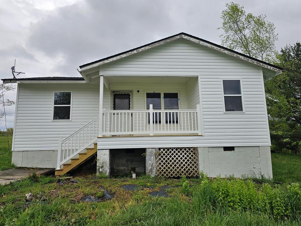 1365 Ridge Avenue Property Photo 1