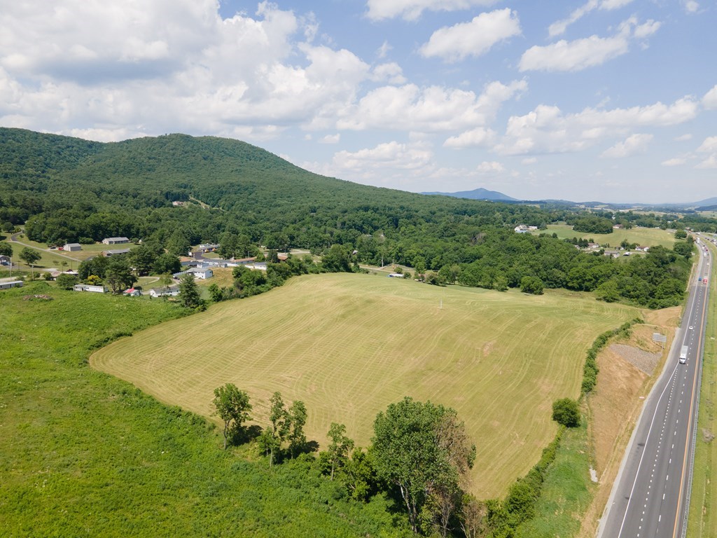 Lot 38 East Lee Highway Property Photo 5