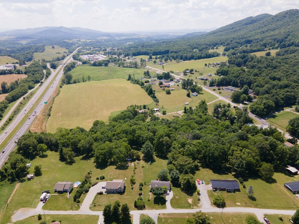 Lot 38 East Lee Highway Property Photo 12