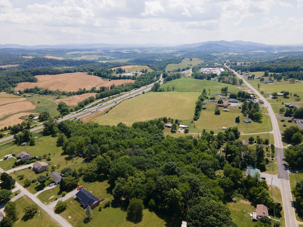 Lot 38 East Lee Highway Property Photo 14