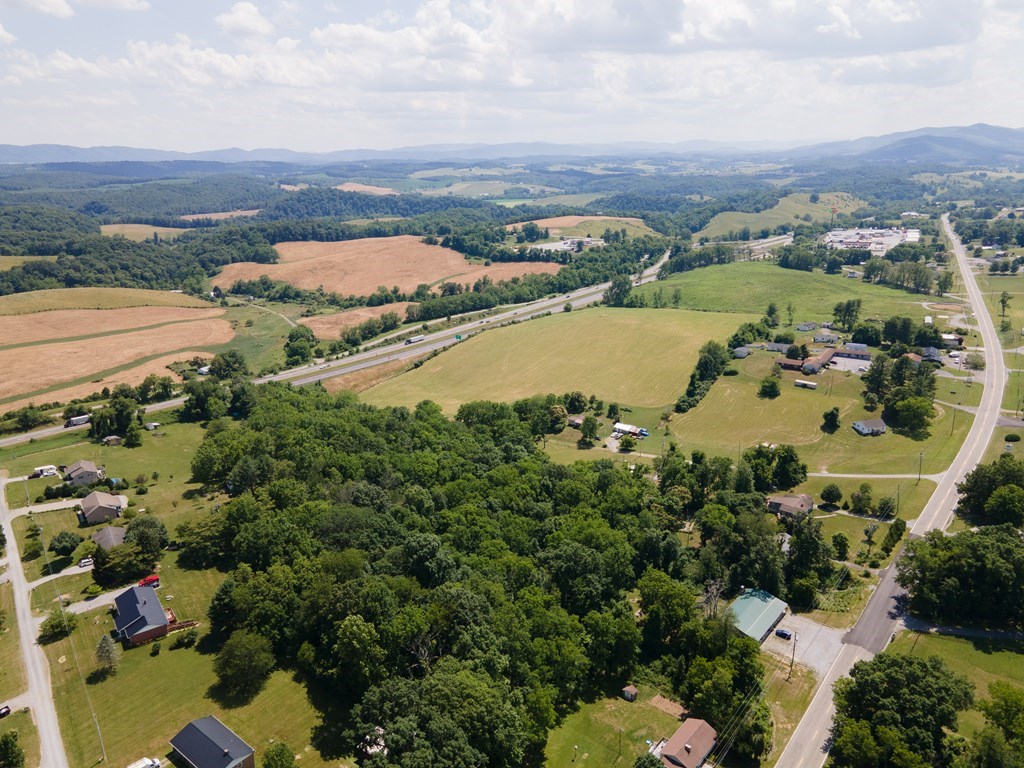 Lot 38 East Lee Highway Property Photo 15