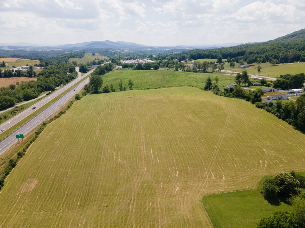 Lot 38 East Lee Highway Property Photo 19